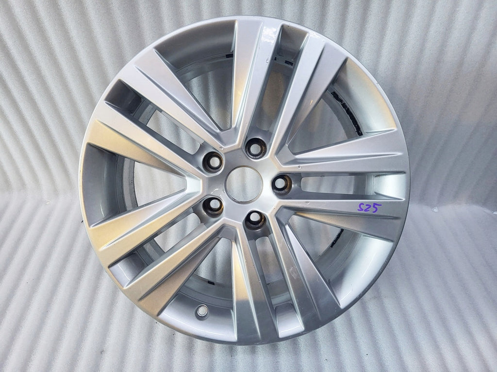 1x Alufelge 17 Zoll 7.0" 5x112 42ET Glanz Silber 5F0601025M Seat Leon Rim Wheel FEL9223489456bm