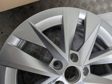 Laden Sie das Bild in den Galerie-Viewer, 1x Alufelge 17 Zoll 7.0" 5x112 46ET 5E3601025E Skoda Octavia Iv Rim Wheel FEL2315172641la