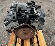 Laden Sie das Bild in den Galerie-Viewer, Motor Lincoln Town Car 4.6 190TKm 2011 Benzin Engine Komplett MOT7712871832xf