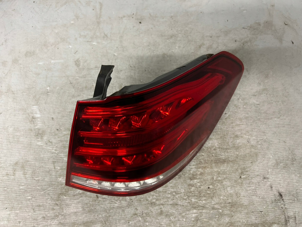 Rückleuchte Mercedes-Benz W212 A2129061803 Rechts Rearlight