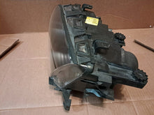 Laden Sie das Bild in den Galerie-Viewer, Frontscheinwerfer BMW E46 6902759 Xenon Links Scheinwerfer Headlight SCH6744006875lp