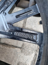 Laden Sie das Bild in den Galerie-Viewer, 1x Alufelge 19 Zoll 8.0" 5x112 30ET Glanz Schwarz 8747234 BMW Rim Wheel FEL3075263409sk
