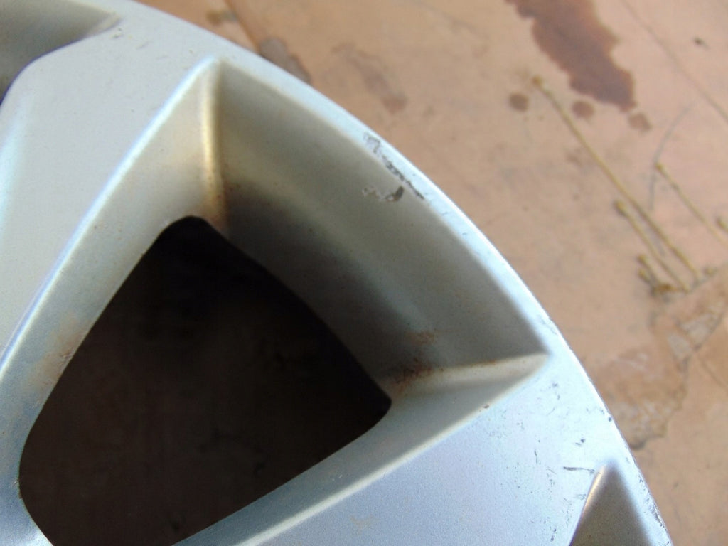 1x Alufelge 16 Zoll 6.5" 5x114.3 45ET Silber PZ474-E067D-Z Toyota Auris