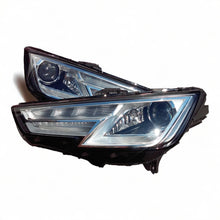 Load image into Gallery viewer, Frontscheinwerfer Audi A4 B9 Xenon Ein Stück (Rechts oder Links) Headlight