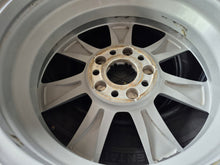 Laden Sie das Bild in den Galerie-Viewer, 4x Alufelge 16 Zoll 6.0" 5x112 39ET Glanz Silber A2044011002 Mercedes-Benz FEL7219148407ts