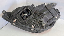 Laden Sie das Bild in den Galerie-Viewer, Frontscheinwerfer Mercedes-Benz Gle Rechts Scheinwerfer Headlight