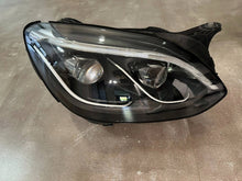 Laden Sie das Bild in den Galerie-Viewer, Frontscheinwerfer Mercedes-Benz Slc A1729063601 LED Rechts Headlight