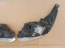 Laden Sie das Bild in den Galerie-Viewer, Frontscheinwerfer Ford Focus BM51-13D154-AE Xenon Ein Stück (Rechts oder Links) SCH7052739941lt