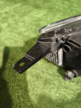Laden Sie das Bild in den Galerie-Viewer, Frontscheinwerfer Ford Kuga L90187837 Links Scheinwerfer Headlight SCH7079989941zd