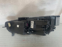 Laden Sie das Bild in den Galerie-Viewer, Frontscheinwerfer Seat Tarraco 5FB941008 LED Rechts Scheinwerfer Headlight