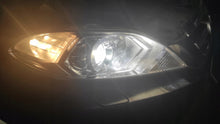 Laden Sie das Bild in den Galerie-Viewer, Frontscheinwerfer Honda Frv Fr-V Xenon Rechts Scheinwerfer Headlight