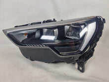 Laden Sie das Bild in den Galerie-Viewer, Frontscheinwerfer Audi Q3 83A941011 Full LED Links Scheinwerfer Headlight