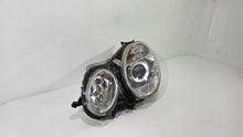 Laden Sie das Bild in den Galerie-Viewer, Frontscheinwerfer Mercedes-Benz W211 1246342353 Links Scheinwerfer Headlight SCH4023172794ml