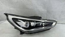 Laden Sie das Bild in den Galerie-Viewer, Frontscheinwerfer Hyundai I30 94921-21060 Rechts Scheinwerfer Headlight SCH8535100405bb