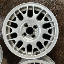 Load image into Gallery viewer, 1x Alufelge 15 Zoll 6.0" 4x100 45ET Glanz Silber 1H0601025AD VW Rim Wheel FEL3904454374sj