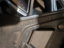 Load image into Gallery viewer, 1x Alufelge 19 Zoll 8.5" 5x112 29ET Glanz Schwarz 5A324E2 BMW 5 Rim Wheel FEL2501725778dy