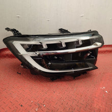 Laden Sie das Bild in den Galerie-Viewer, Frontscheinwerfer Renault 260103381 260103381R Full LED Rechts Headlight