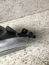 Laden Sie das Bild in den Galerie-Viewer, Frontscheinwerfer Toyota Hilux Rechts Scheinwerfer Headlight SCH9083615495az
