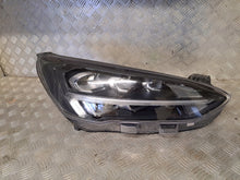 Laden Sie das Bild in den Galerie-Viewer, Frontscheinwerfer Ford Focus JX7B-13E014-CE Full LED Rechts Headlight