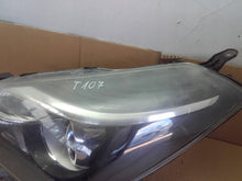 Laden Sie das Bild in den Galerie-Viewer, Frontscheinwerfer Toyota Yaris Links Scheinwerfer Headlight SCH4179920486nb