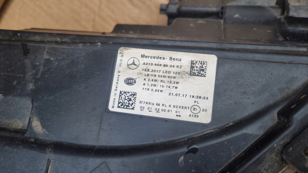 Frontscheinwerfer Mercedes-Benz W213 A2139066604 LED Rechts Headlight SCH6989243764wo