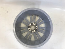 Laden Sie das Bild in den Galerie-Viewer, 1x Alufelge 17 Zoll 7.5&quot; 5x112 47ET A2044017402 Mercedes-Benz Rim Wheel