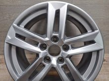 Load image into Gallery viewer, 1x Alufelge 17 Zoll 7.0" 5x112 42ET Glanz Silber 8W0601025P Audi A4 Rim Wheel FEL8353068231fi