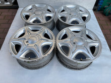 Laden Sie das Bild in den Galerie-Viewer, 4x Alufelge 15 Zoll 6.5" 4x100 50ET Renault Rim Wheel FEL5953725272mh