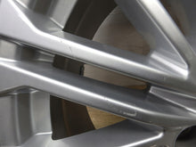 Laden Sie das Bild in den Galerie-Viewer, 1x Alufelge 18 Zoll 8.0" 5x112 31ET Glanz Silber 8W0601025EE Audi A4 B9 FEL1363389702tf