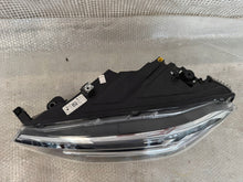 Load image into Gallery viewer, Frontscheinwerfer VW Taigo 2G7941035A Full LED Links Scheinwerfer Headlight