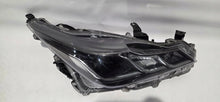 Load image into Gallery viewer, Frontscheinwerfer Toyota Corolla 81110-02T30 Rechts Scheinwerfer Headlight SCH3707125943vo