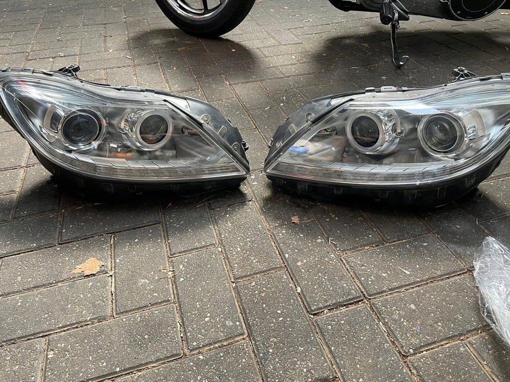 Frontscheinwerfer Mercedes-Benz L LED Ein Stück (Rechts oder Links) Headlight