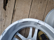 Laden Sie das Bild in den Galerie-Viewer, 4x Alufelge 17 Zoll 6.5" 5x112 39ET BMW X1 F48 Rim Wheel FEL4413509398eq