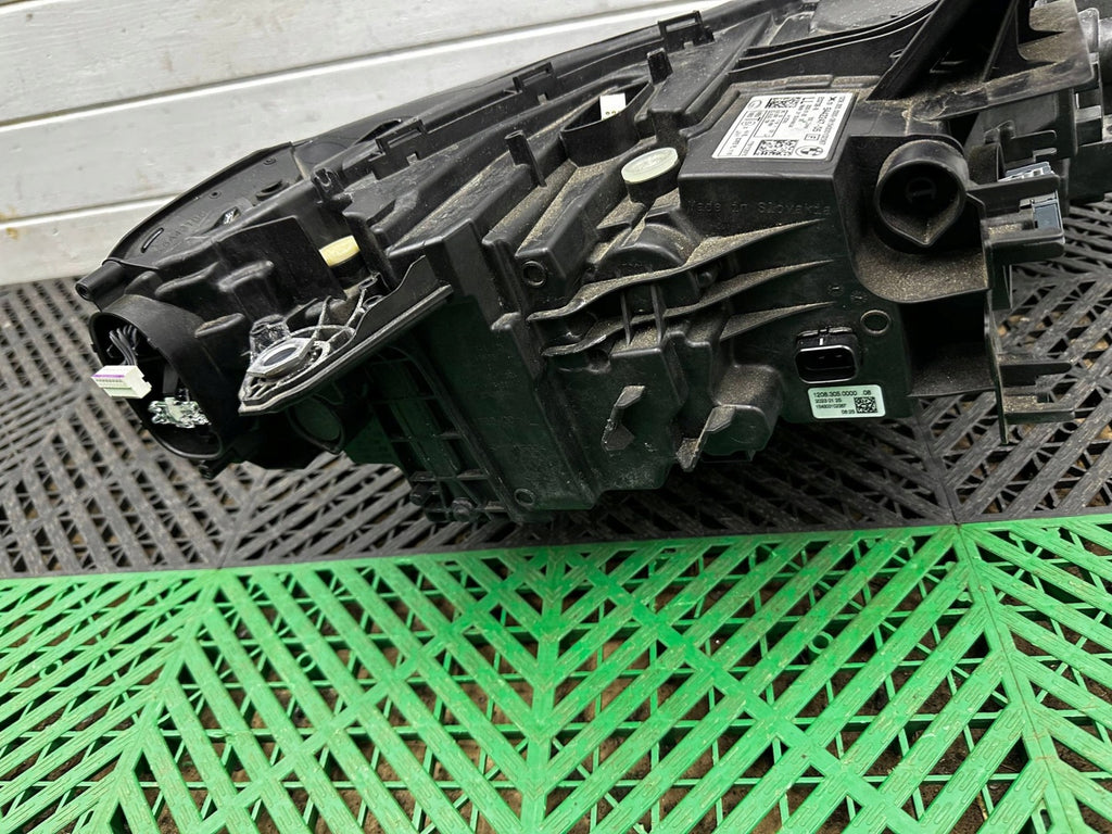 Frontscheinwerfer BMW 2 Active Tourer U06 5A42247 Links Scheinwerfer Headlight SCH8950581335pi