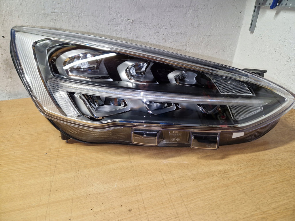 Frontscheinwerfer Ford Focus JX7B-13E014-AE LED Rechts Scheinwerfer Headlight