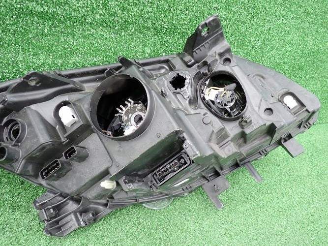 Frontscheinwerfer Renault Laguna III 260600040R 89901846 Xenon Links Headlight