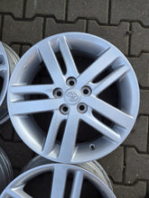 Laden Sie das Bild in den Galerie-Viewer, 4x Alufelge 16 Zoll 5.5" 5x100 45ET Glanz Silber KBA52854 Toyota Avensis FEL5636862641ke