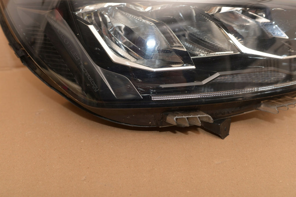 Frontscheinwerfer Peugeot II 208 9833036180 LED Rechts Scheinwerfer Headlight SCH2080031120tz