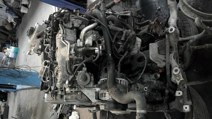 Motor Audi A4 B8 CAG 2.0 TDI Diesel Engine Komplett MOT8073200552to
