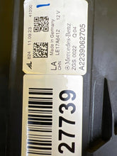 Load image into Gallery viewer, Frontscheinwerfer Mercedes-Benz W223 A2239062705 LED Rechts oder Links SCH7720980560qd