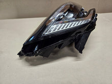 Laden Sie das Bild in den Galerie-Viewer, Frontscheinwerfer Renault Clio I V 260100902R Rechts Scheinwerfer Headlight SCH7251642201hd