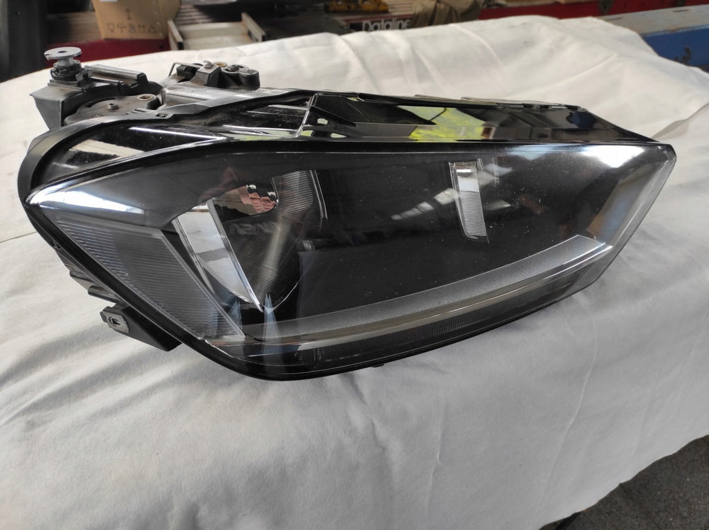 Frontscheinwerfer VW Golf V I Jetta 517941006 Rechts Scheinwerfer Headlight SCH5715105363vp