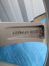 Laden Sie das Bild in den Galerie-Viewer, 1x Alufelge 18 Zoll 8.5" 5x112 44ET Glanz Silber 6880684 BMW X5 G05 Rim Wheel FEL2284664382tr