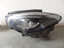 Laden Sie das Bild in den Galerie-Viewer, Frontscheinwerfer Mercedes-Benz W247 A2479062503 LED Links Headlight