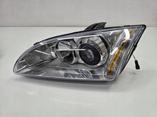 Laden Sie das Bild in den Galerie-Viewer, Frontscheinwerfer Ford Focus 4M51-13101-GB AC316 Links Scheinwerfer Headlight SCH2478112241kn