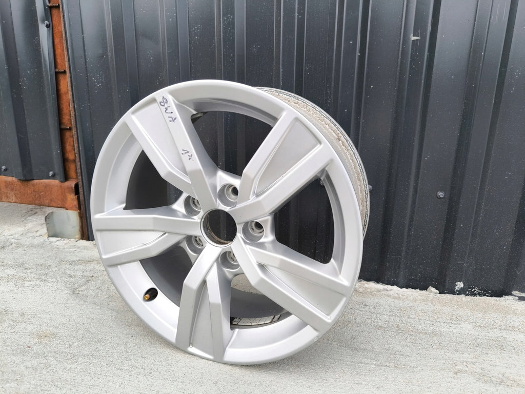 1x Alufelge 16 Zoll 7.0" 5x112 8W0601025A Audi A4 B9 Rim Wheel