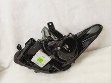 Laden Sie das Bild in den Galerie-Viewer, Frontscheinwerfer Kia Stinger 92190-J5100 Full LED Rechts Scheinwerfer Headlight