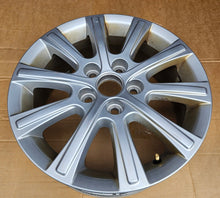 Load image into Gallery viewer, 1x Alufelge 16 Zoll 6.5" 5x114.3 45ET Glanz Silber 42611YY310 Toyota Corolla FEL5520968972do
