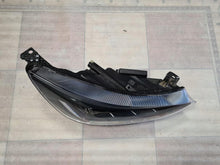 Laden Sie das Bild in den Galerie-Viewer, Frontscheinwerfer Ford Focus NX7B13E014CF Rechts Scheinwerfer Headlight SCH9027822353fz