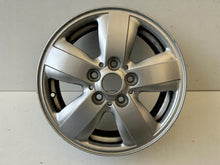 Laden Sie das Bild in den Galerie-Viewer, 1x Alufelge 15 Zoll 5.5&quot; 5x112 6855101 Mini F56 F55 Rim Wheel